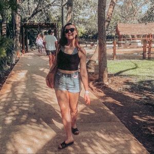 Meet your Posher, Daiva